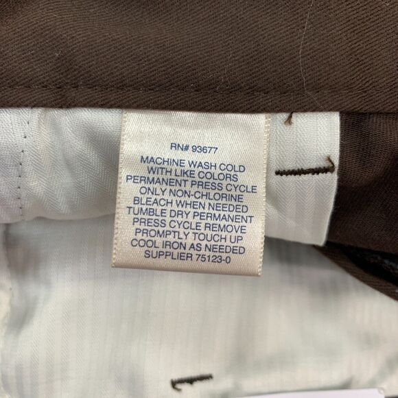 St Johns Bay Pleated Pant Mens 38 Brown Cotton Blend Classic Fit Easy Care Chino - Picture 11 of 13